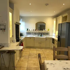 Lauras Townhouse Lansdown Slope Townhouse Apartment
